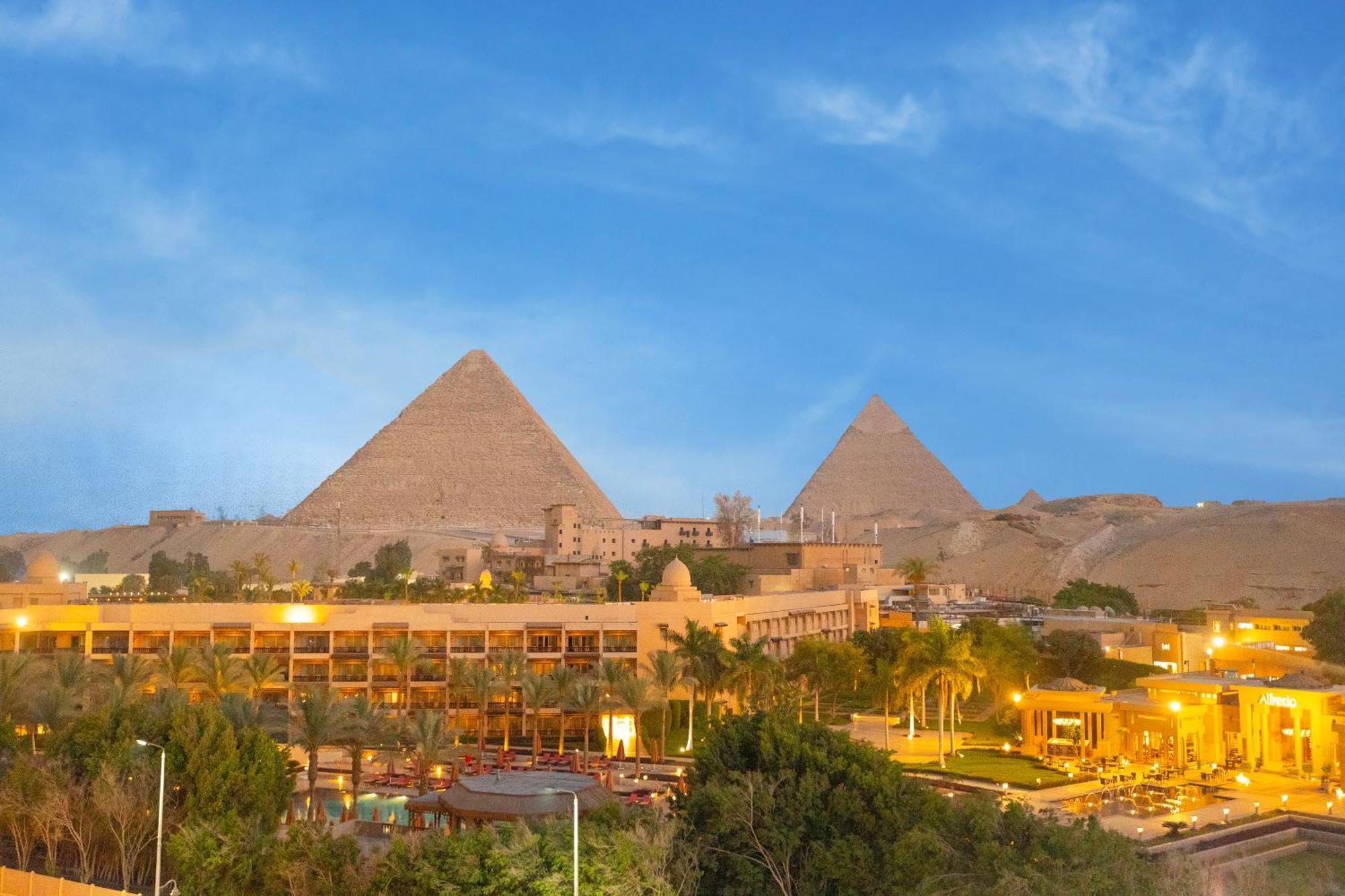 Gaia Pyramids Hotel Kafret el-Gabal Eksteriør bilde
