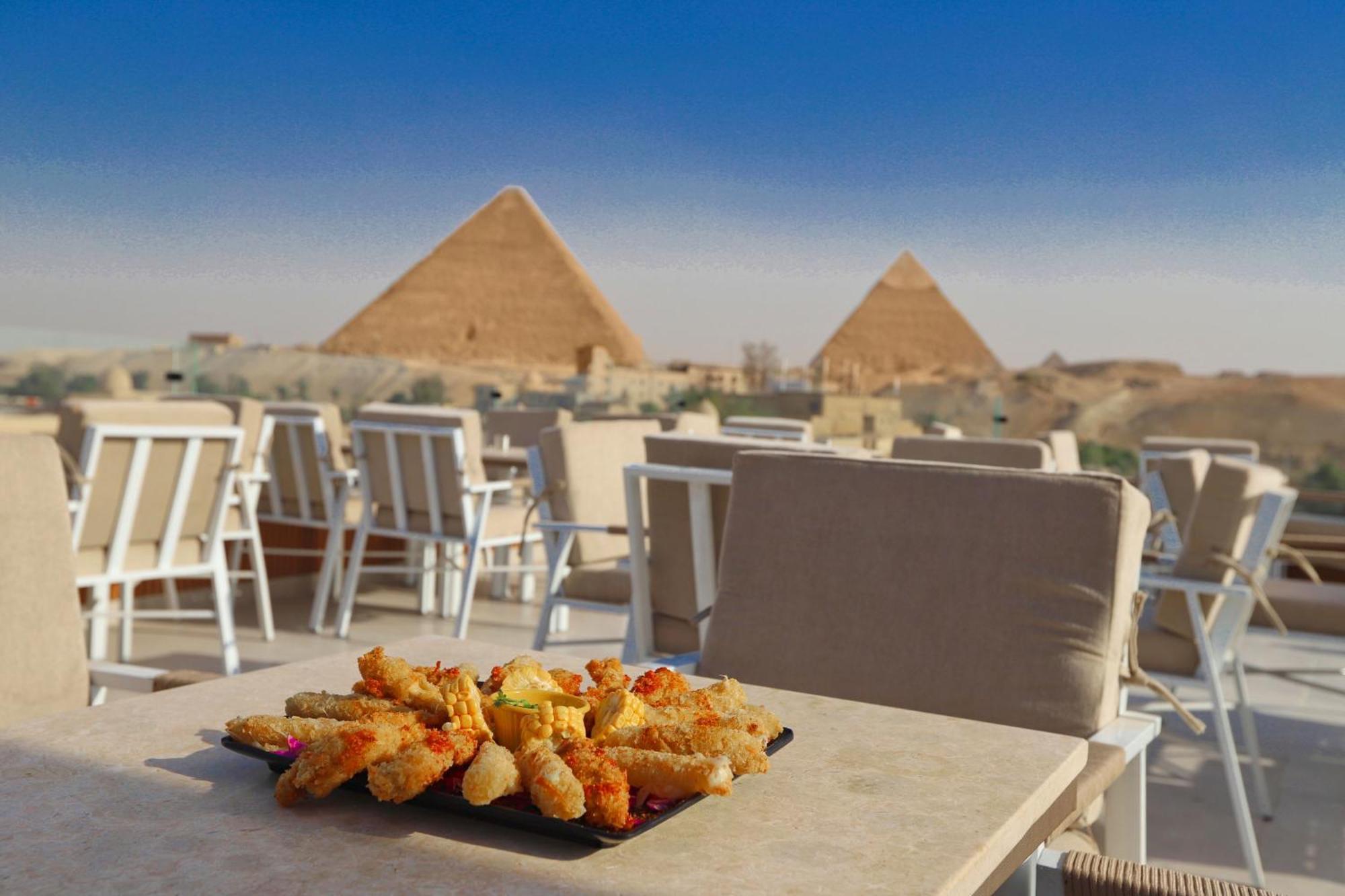 Gaia Pyramids Hotel Kafret el-Gabal Eksteriør bilde