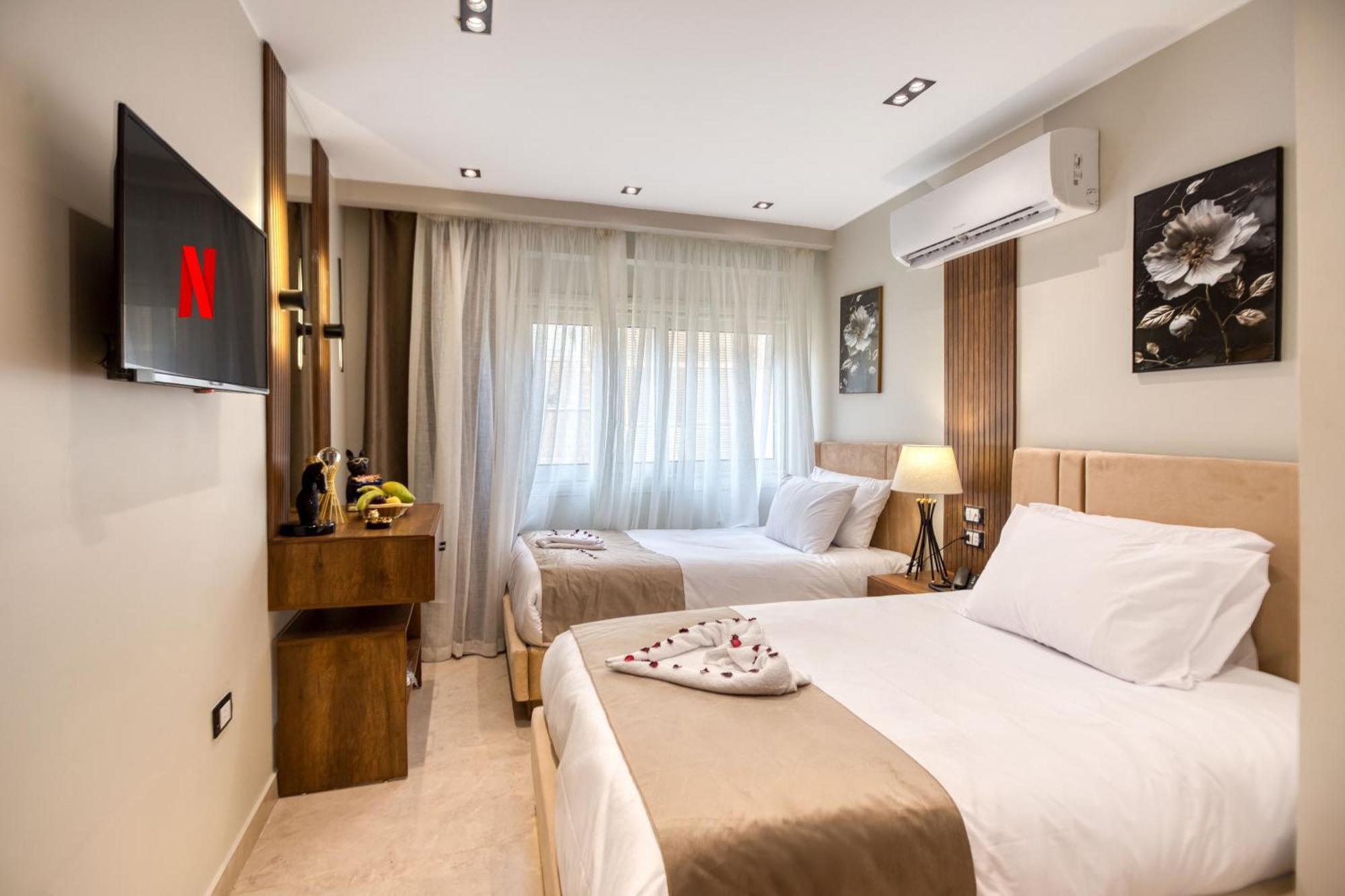 Gaia Pyramids Hotel Kafret el-Gabal Eksteriør bilde