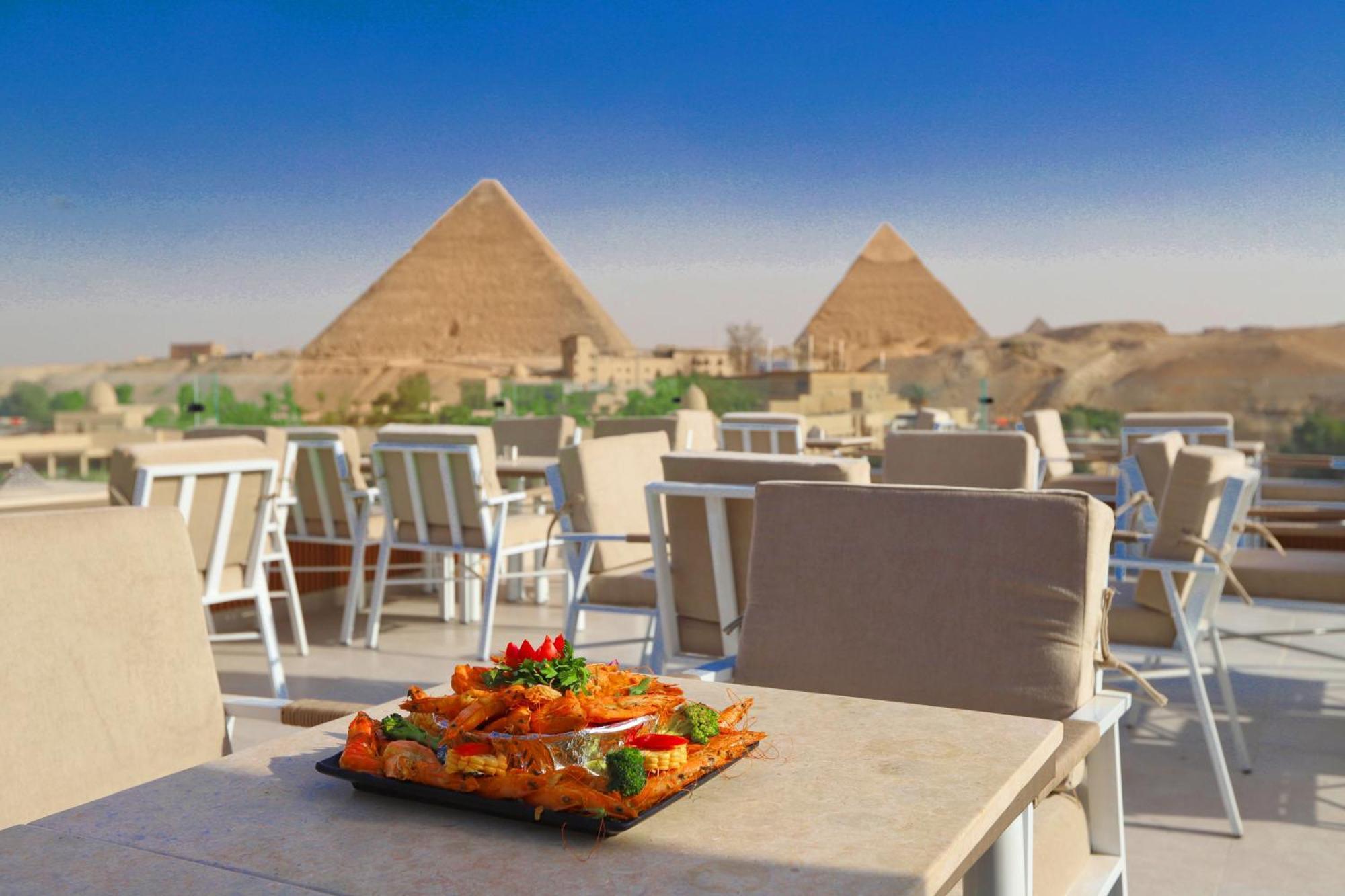 Gaia Pyramids Hotel Kafret el-Gabal Eksteriør bilde