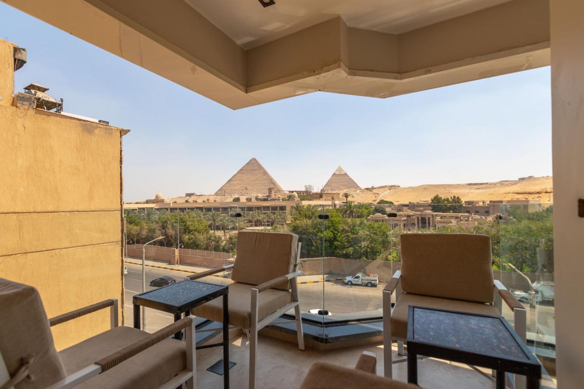 Gaia Pyramids Hotel Kafret el-Gabal Eksteriør bilde