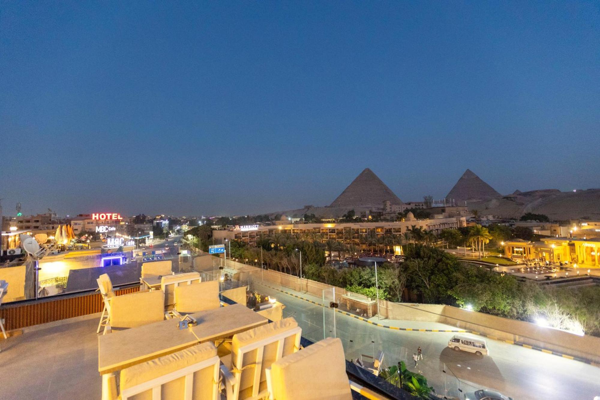 Gaia Pyramids Hotel Kafret el-Gabal Eksteriør bilde
